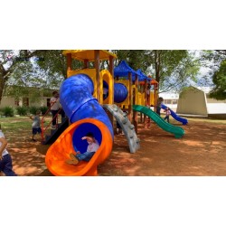 Playgrounds são instalados em todas as escolas municipais e CMEIs de Balsa Nova